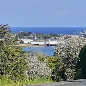 appartement-proche-bord-de-mer-plougasnou.inbrittany.com/