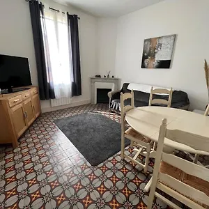 Appart 3 Pieces Centre-ville St-raphael - Près Zone Piétonne - 500m Des Plages Appartement
